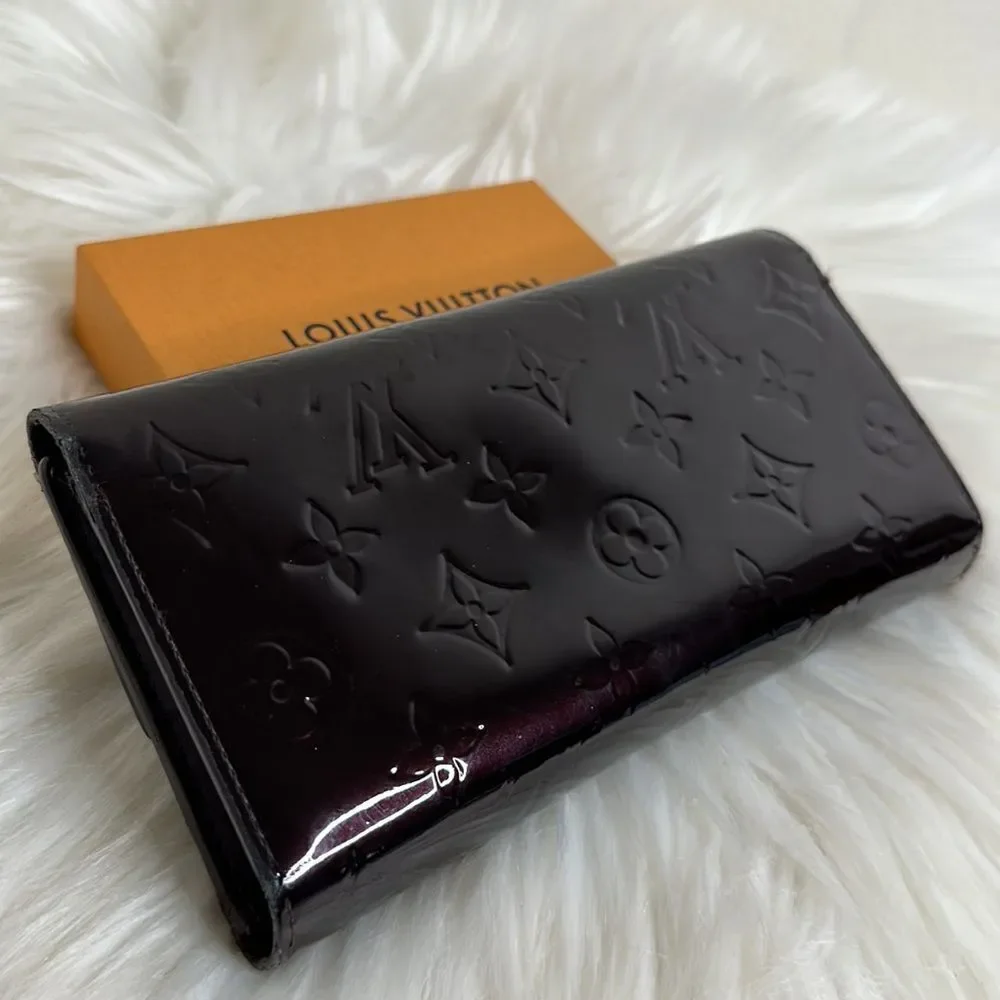 💯Authentic Louis Vuitton Vernis Trifold Long Wallet🍀